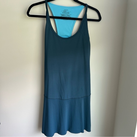 Patagonia Women's Blue Running Dress - Large - Picture 4 of 12